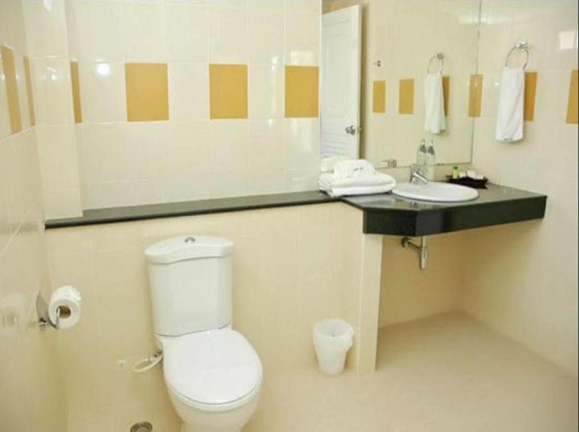 My Hotel - Sha Extra Plus Patong Dış mekan fotoğraf