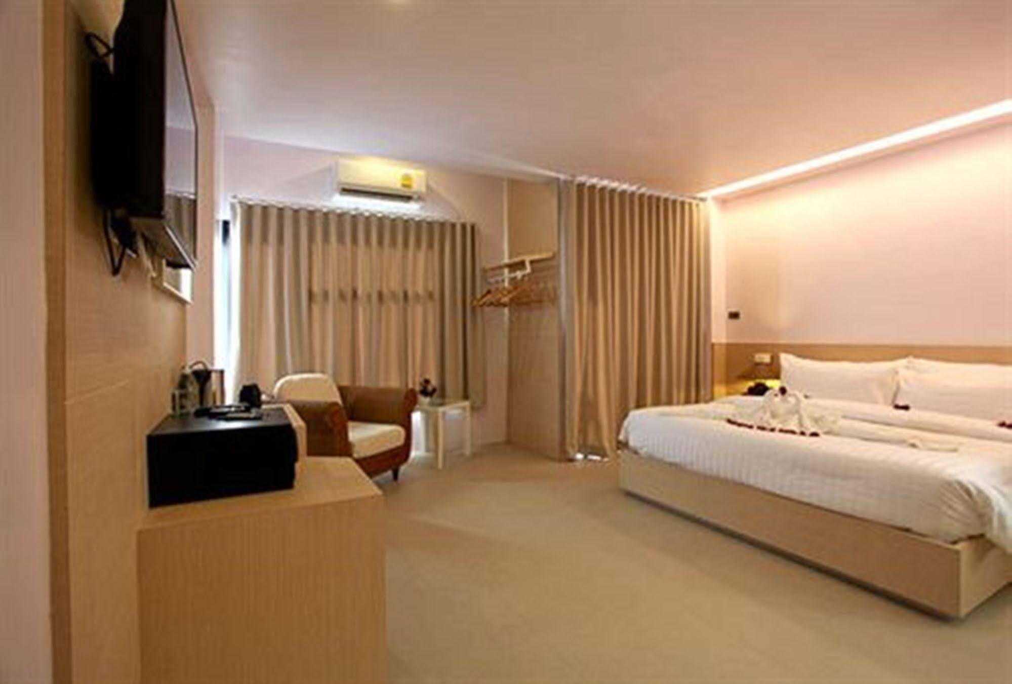 My Hotel - Sha Extra Plus Patong Dış mekan fotoğraf